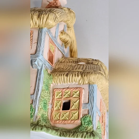 Lefton Honey Brook Hollow Village Cottontail Candy Shoppe Light #00630 1992 - Picture 8 of 9